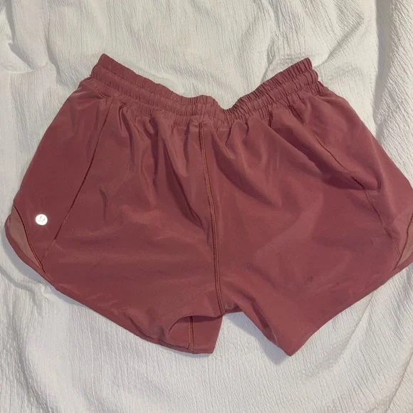 Lululemon Hotty Hot Low-Rise Short 4” - Picture 2 of 5